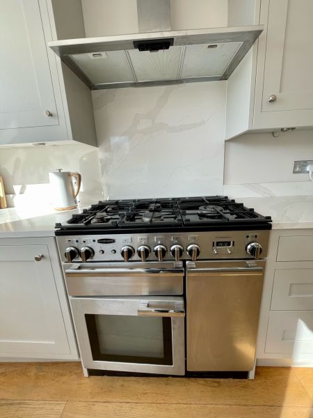 Quartz Splashback: Swipe To View More Images