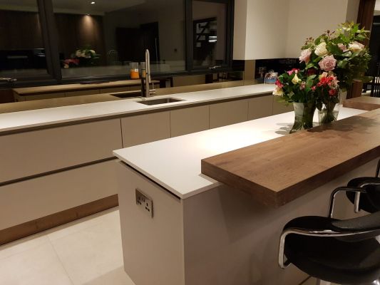Click Here To Enlarge This Photo Of Miami White Silestone 