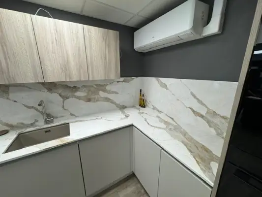 Click Here To Enlarge This Photo Of Calacatta Sahara Quartz Kitchen Worktop In Wollaton&comma; Nottingham