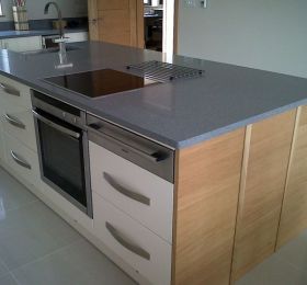 Grey Mirrorlux Quartz: Click Here To View Larger Image