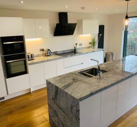 Viscount White Granite: Click Here To View Larger Image